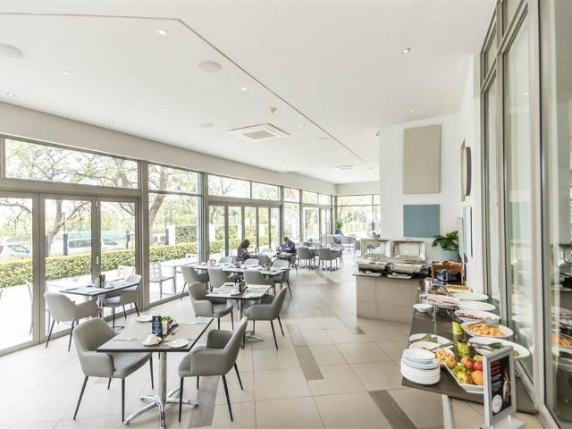 1 Bedroom Apartment in Rosebank