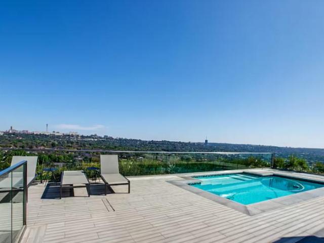 1 Bedroom Apartment in Rosebank