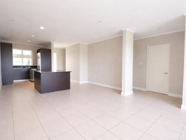 1 Bedroom Apartment in St Georges Park
