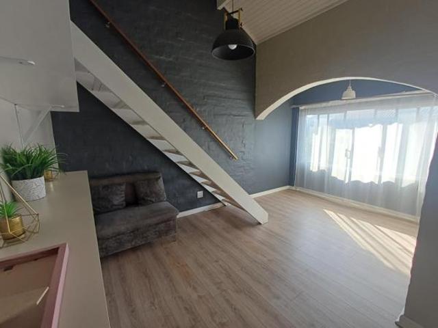1 Bedroom Apartment in St Georges Park