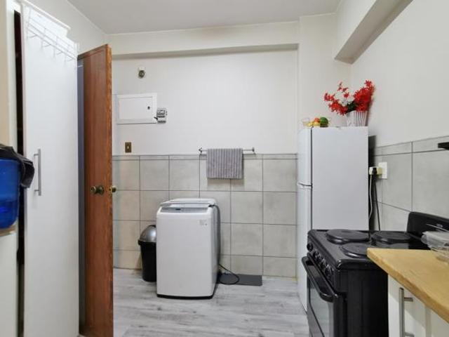 1 Bedroom Apartment in St Georges Park