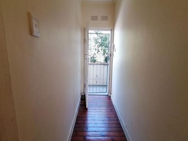 1 Bedroom Apartment in St Georges Park