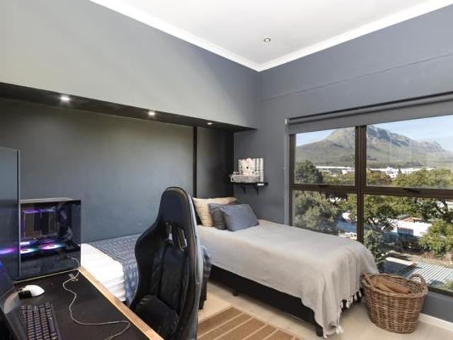 1 Bedroom Apartment in Stellenbosch Central
