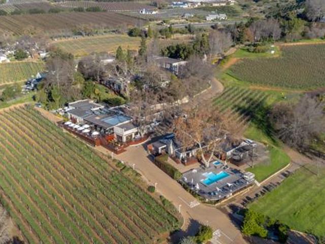 1 Bedroom Apartment in Stellenbosch Outlying