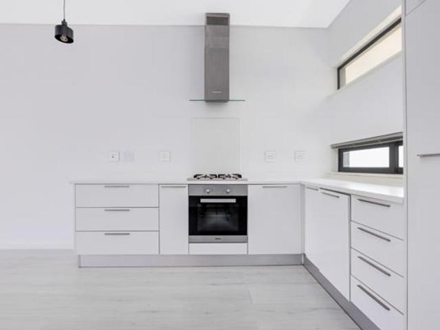 1 Bedroom Apartment in Steyn City
