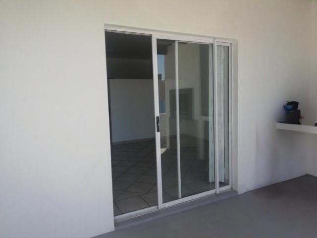 1 Bedroom Apartment in Stompneus Bay