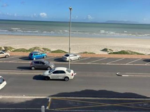 1 Bedroom Apartment in Strand Central