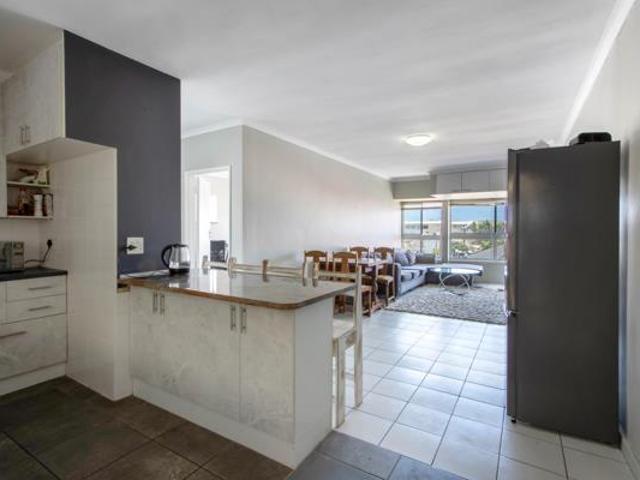 1 Bedroom Apartment in Strand Central
