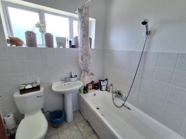 1 Bedroom Apartment in Strand North