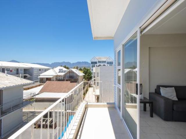 1 Bedroom Apartment in Strand North