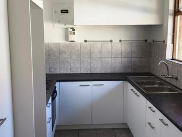 1 Bedroom Apartment in Strand South