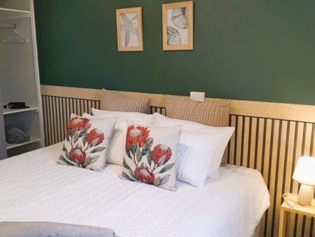 1 Bedroom Apartment in Struisbaai