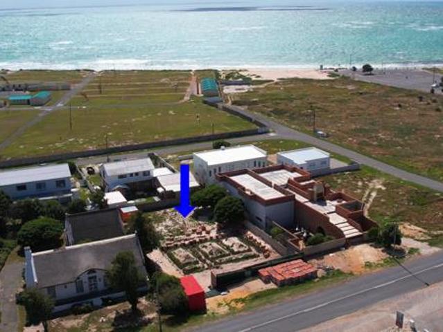 1 Bedroom Apartment in Struisbaai