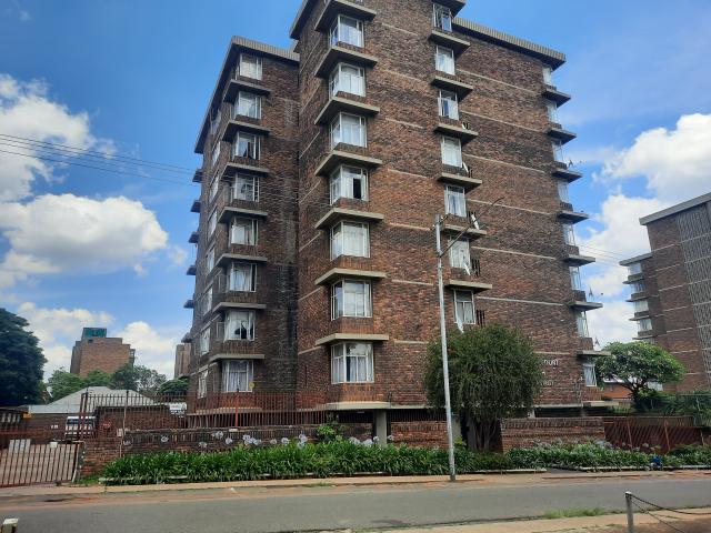 1 Bedroom Apartment in Sunnyside
