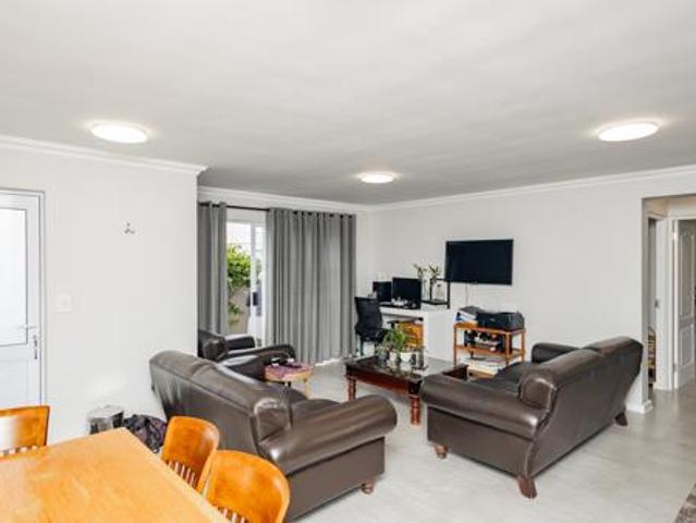 1 Bedroom Apartment in Sunningdale