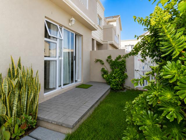 1 Bedroom Apartment in Sunningdale