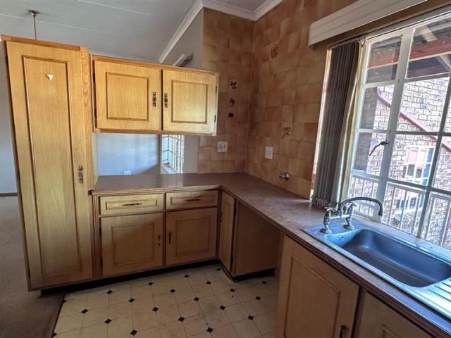 1 Bedroom Apartment in Sunair Park