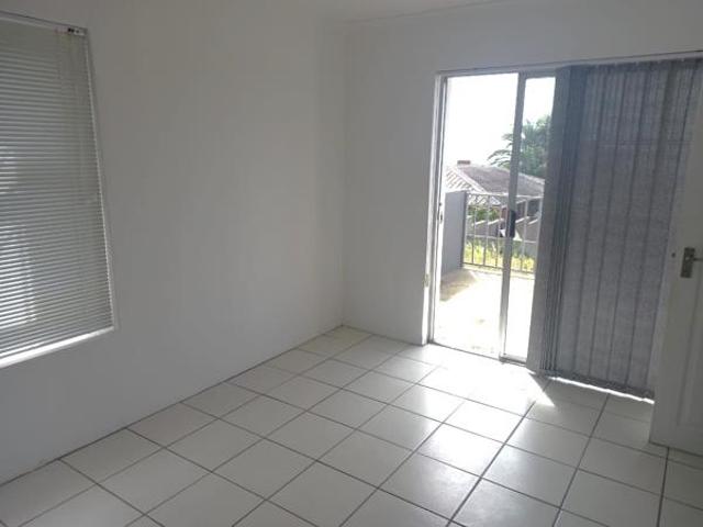 1 Bedroom Apartment in Saldanha