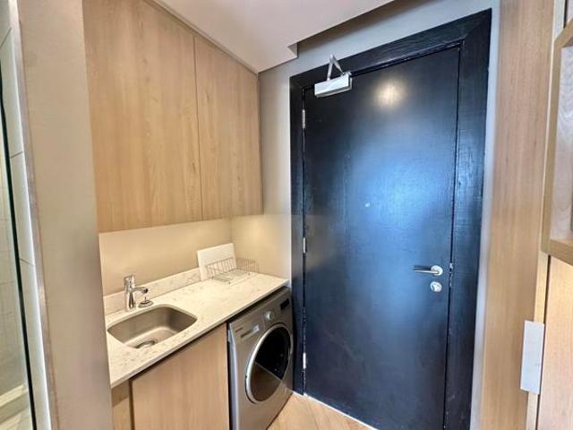 1 Bedroom Apartment in Sandton Central