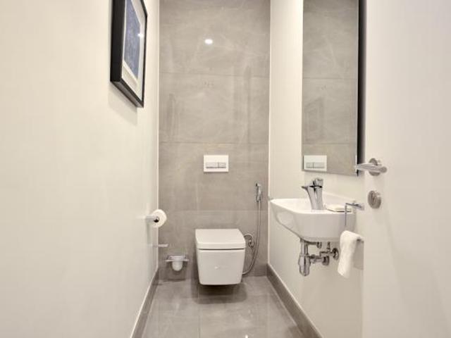 1 Bedroom Apartment in Sandton Central