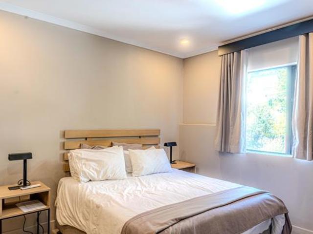 1 Bedroom Apartment in Sandton Central