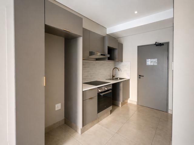 1 Bedroom Apartment in Sandton Central