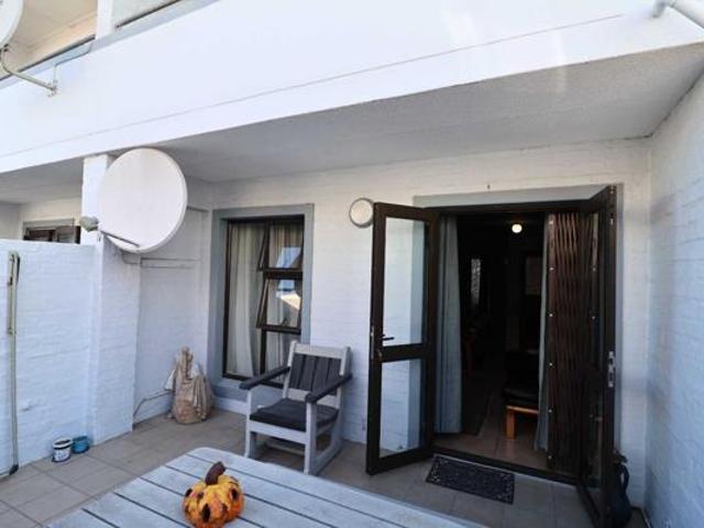 1 Bedroom Apartment in Sandbaai