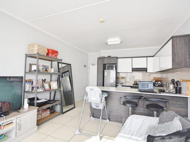 1 Bedroom Apartment in Sandown