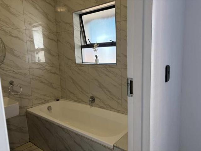 1 Bedroom Apartment in Sandown