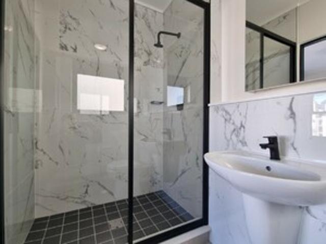 1 Bedroom Apartment in Sandown