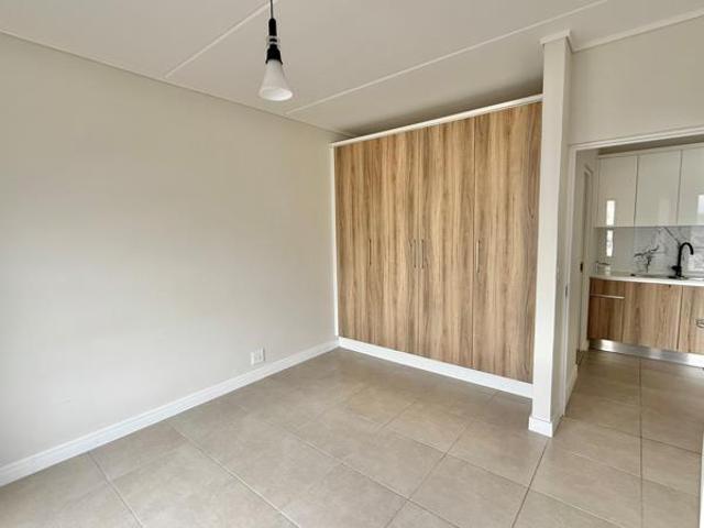 1 Bedroom Apartment in Sandown