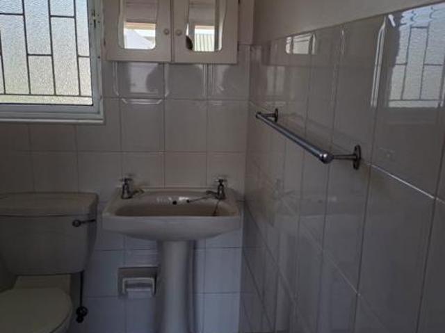 1 Bedroom Apartment in Scottburgh Central