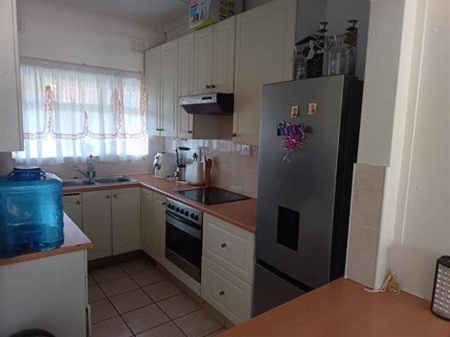 1 Bedroom Apartment in Scottburgh Central