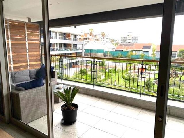 1 Bedroom Apartment in Sea Point