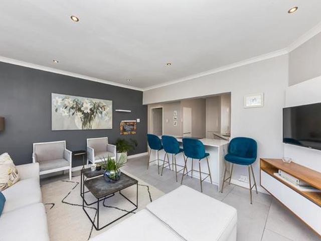 1 Bedroom Apartment in Sea Point