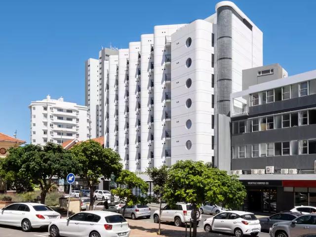 1 Bedroom Apartment in Sea Point
