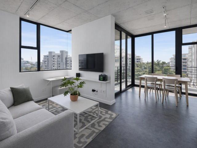 1 Bedroom Apartment in Sea Point