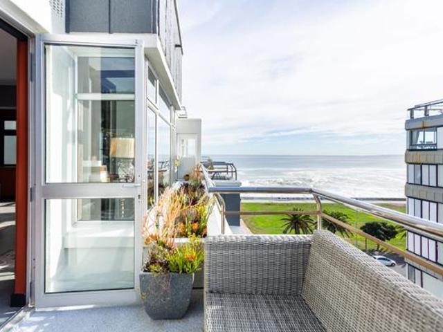 1 Bedroom Apartment in Sea Point