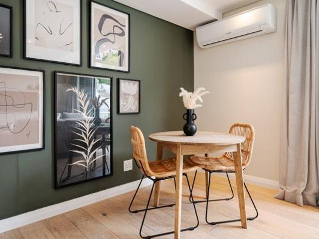 1 Bedroom Apartment in Sea Point