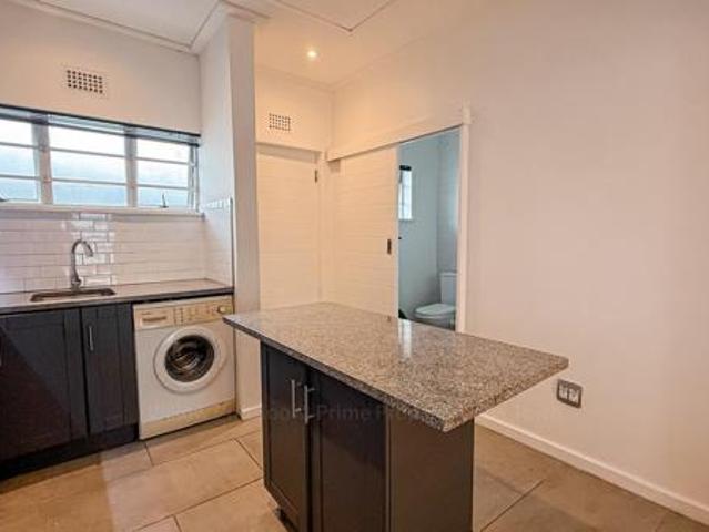 1 Bedroom Apartment in Sea Point