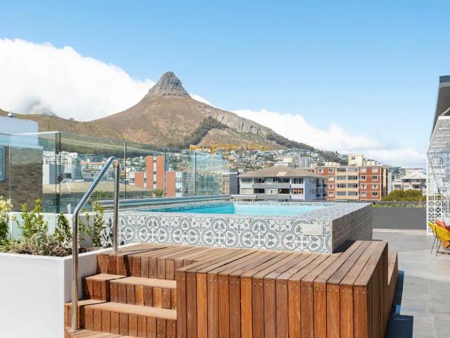 1 Bedroom Apartment in Sea Point