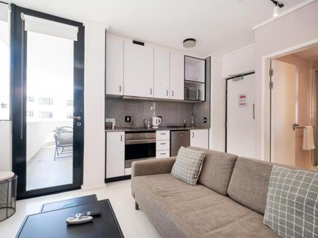 1 Bedroom Apartment in Sea Point