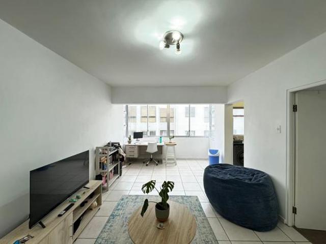 1 Bedroom Apartment in Sea Point