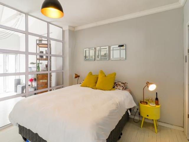 1 Bedroom Apartment in Sea Point