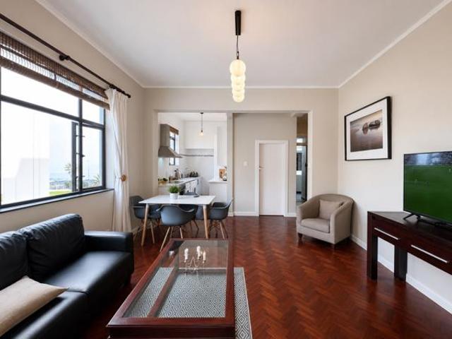 1 Bedroom Apartment in Sea Point