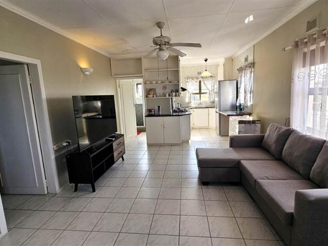1 Bedroom Apartment in Shelly Beach