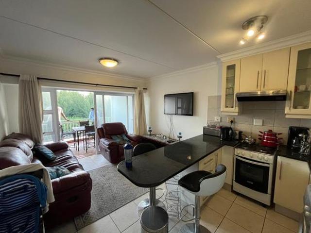 1 Bedroom Apartment in Shelly Beach