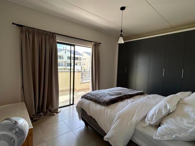 1 Bedroom Apartment in Somerset West Central