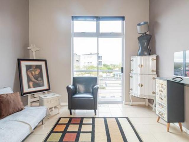 1 Bedroom Apartment in Table View