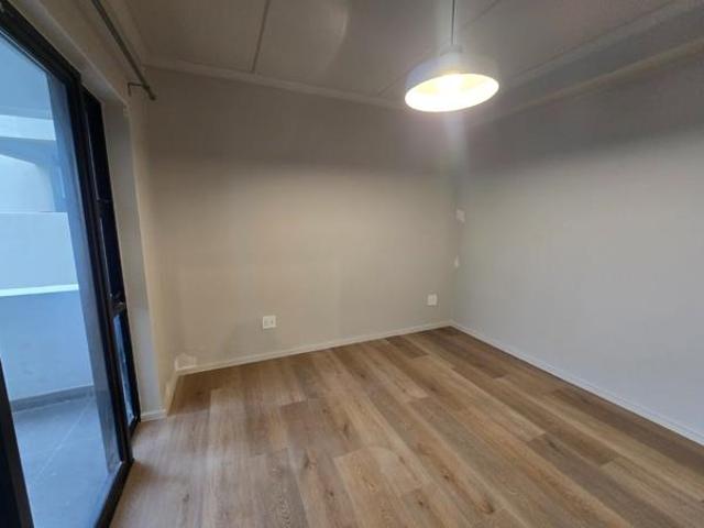 1 Bedroom Apartment in Table View